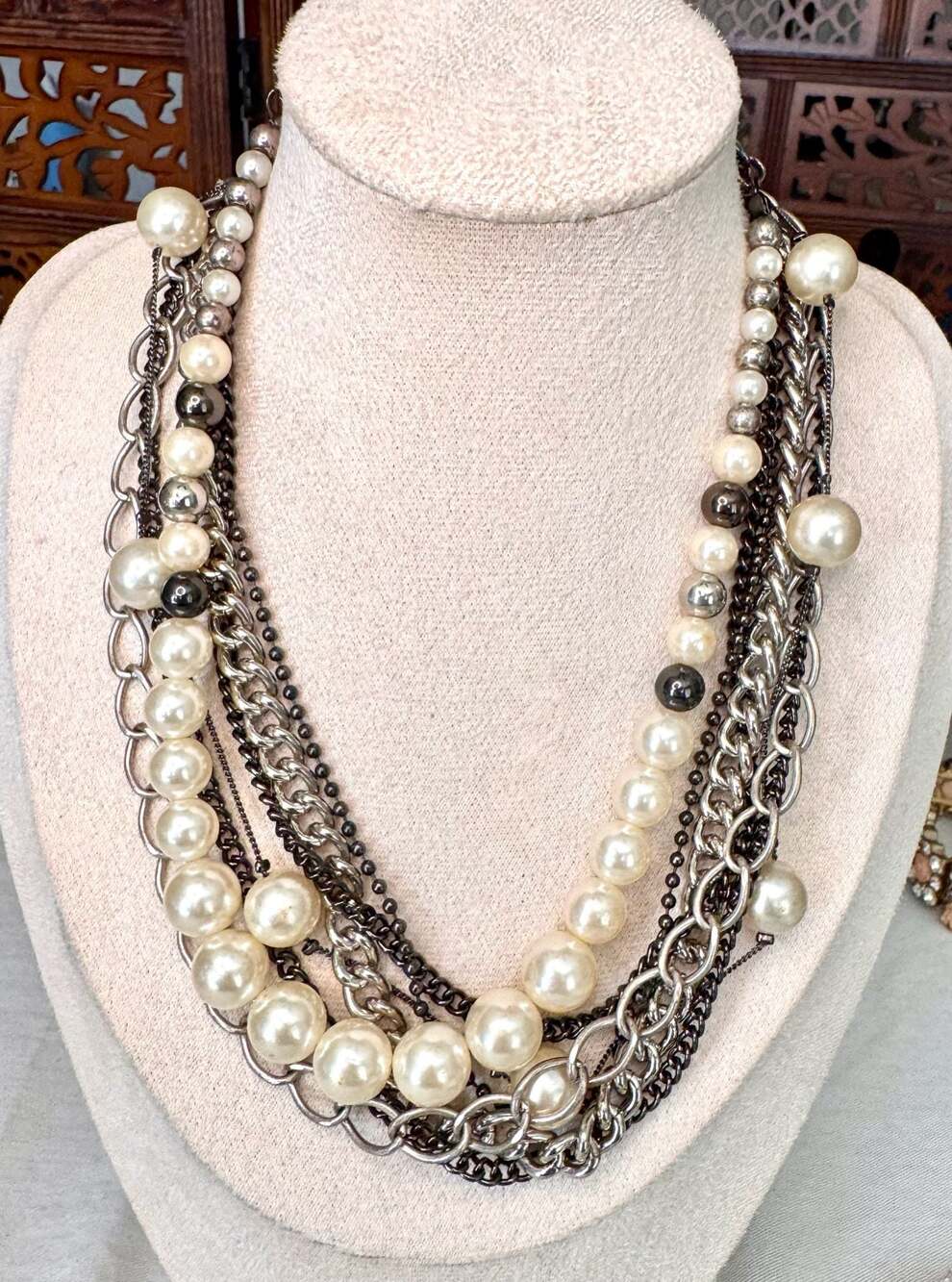 Multi-Strand Faux Pearl and Mixed Metal Chain Statement Necklace